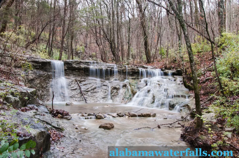 trail near me with waterfall